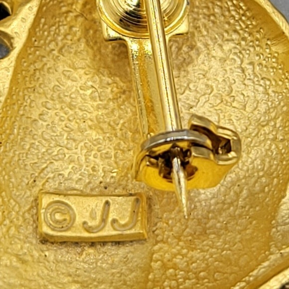 Vintage Large Mythical Dragon Pin - Picture 3 of 4